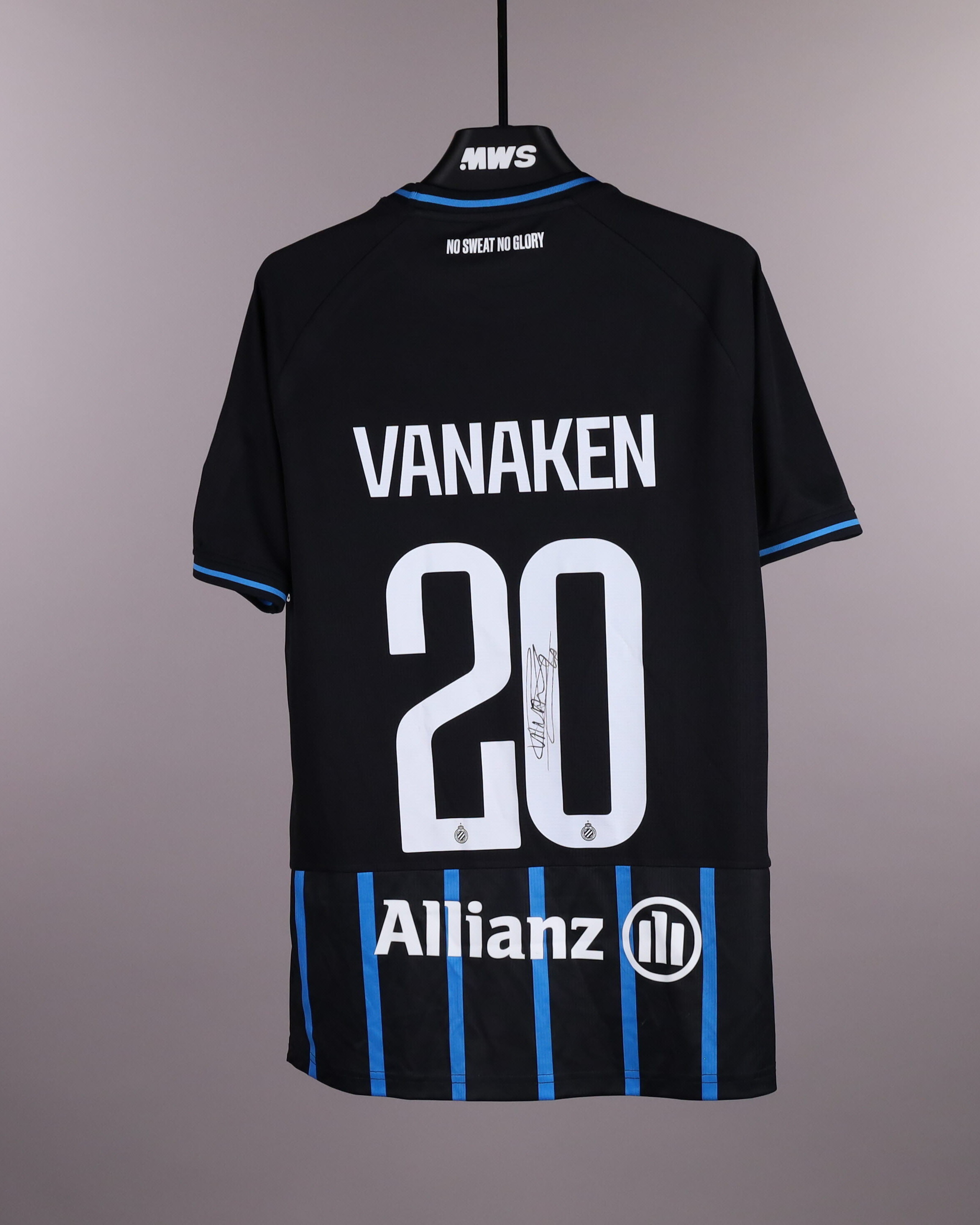 Hans Vanaken Club Brugge shirt