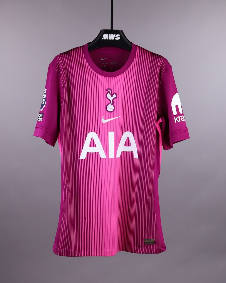Antonin Kinsky Tottenham Hotspur jersey