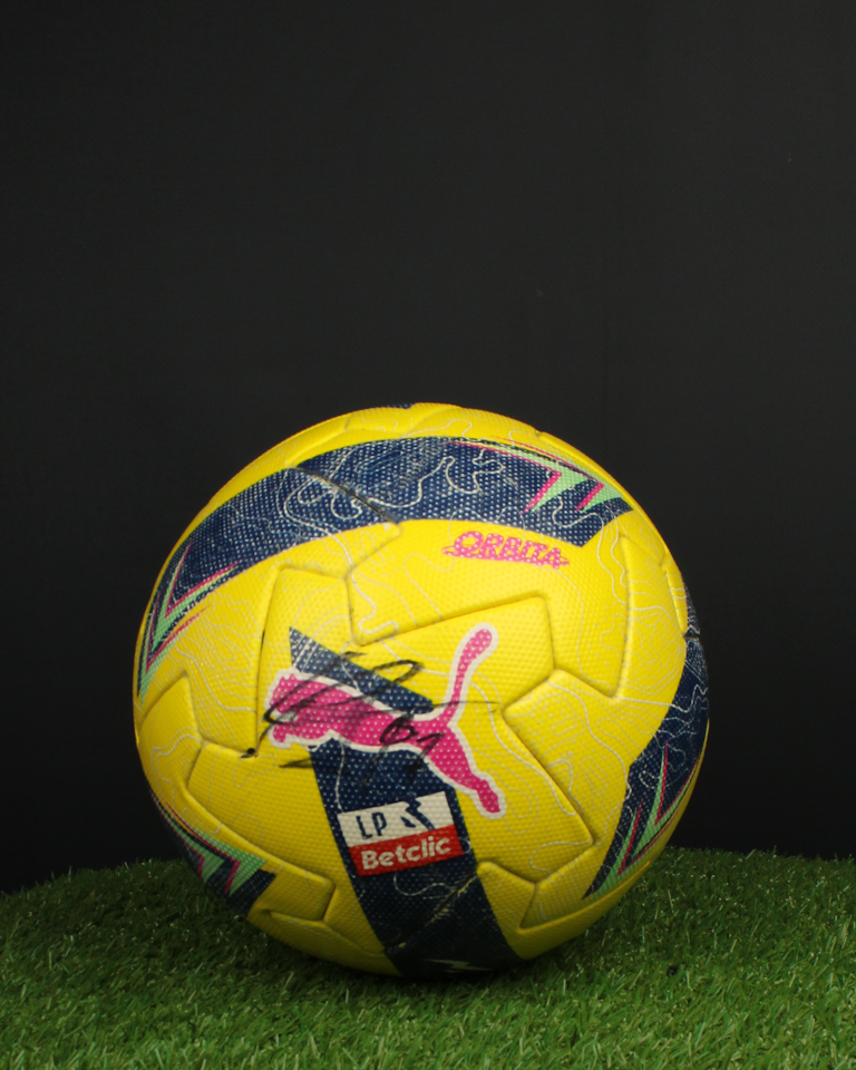 Match Scored Ball `90 - Luis Suárez