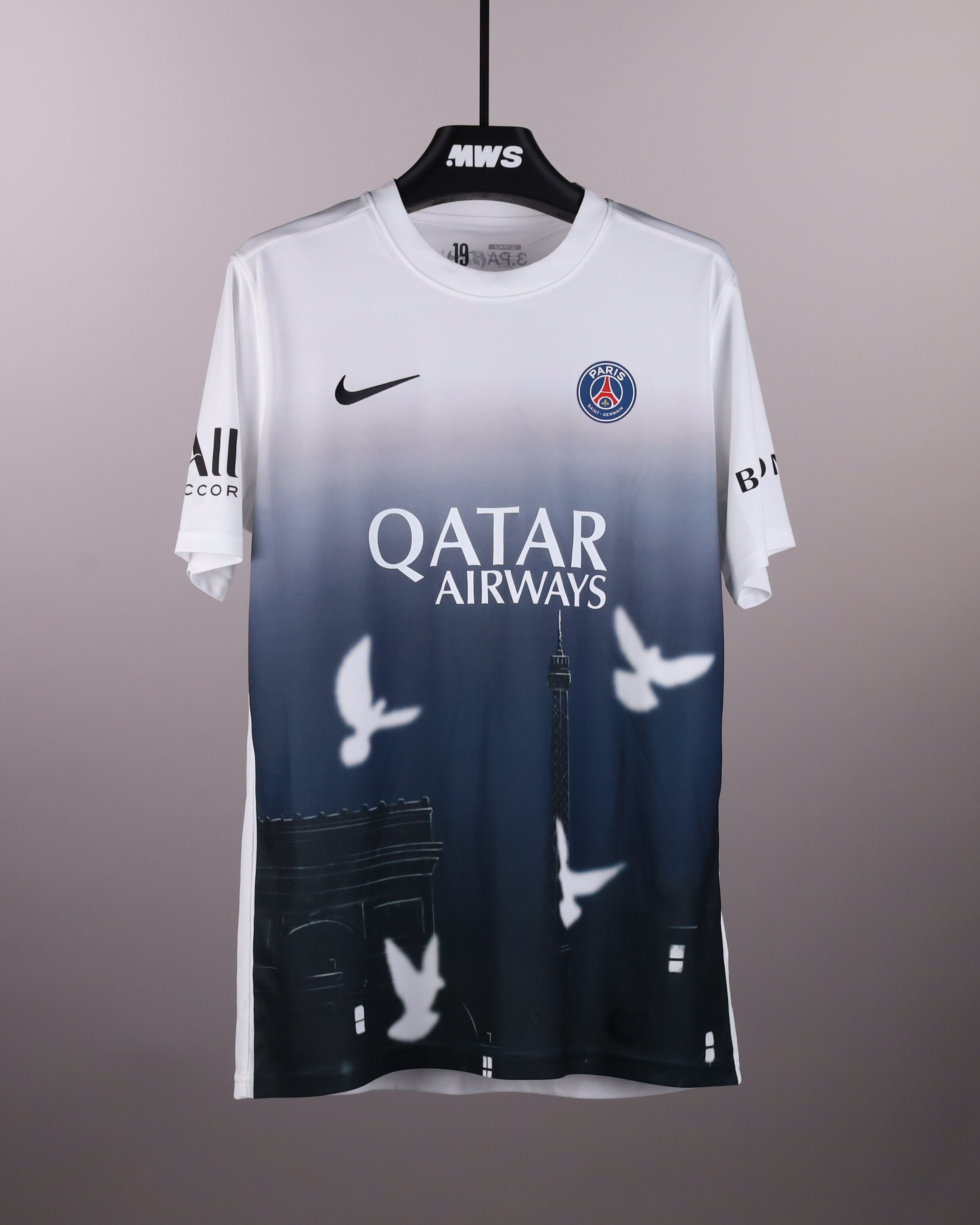 Kang-In Lee 이강인 Paris Saint-Germain shirt