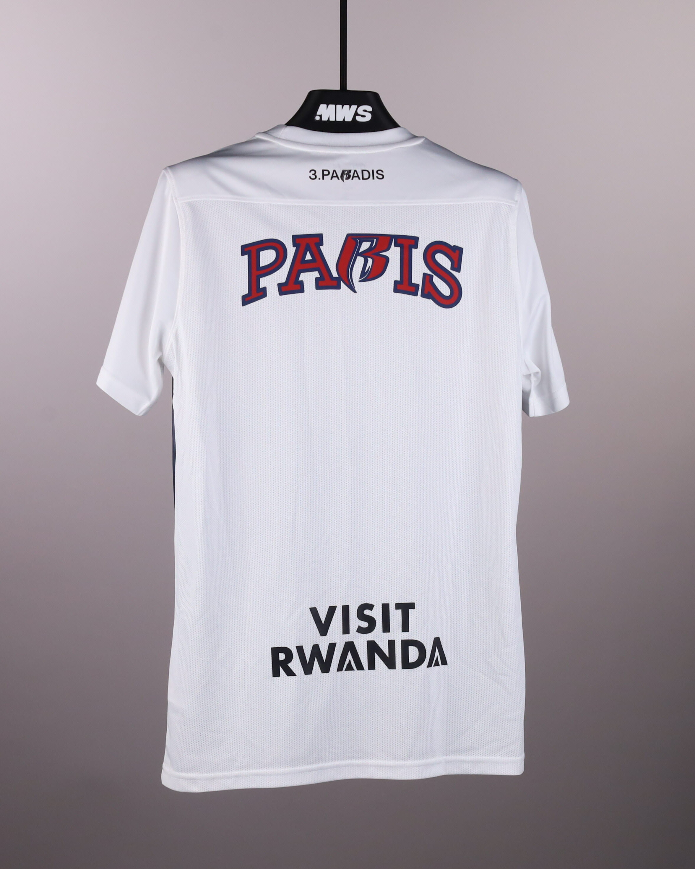 João Neves Paris Saint-Germain shirt