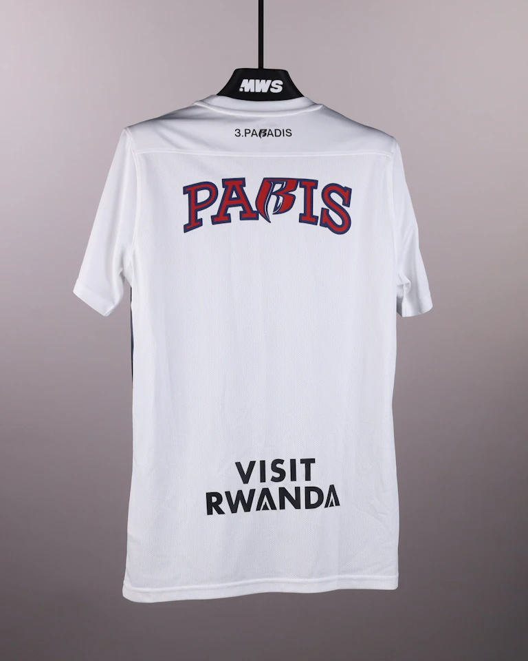 João Neves Paris Saint-Germain shirt