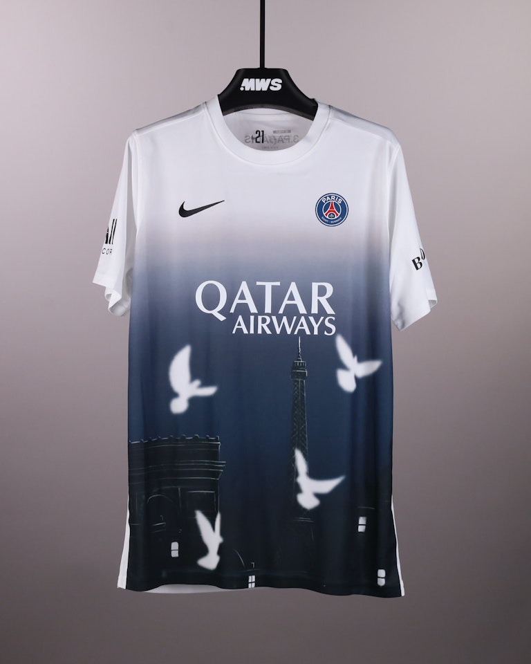 Lucas Hernández Paris Saint-Germain jersey