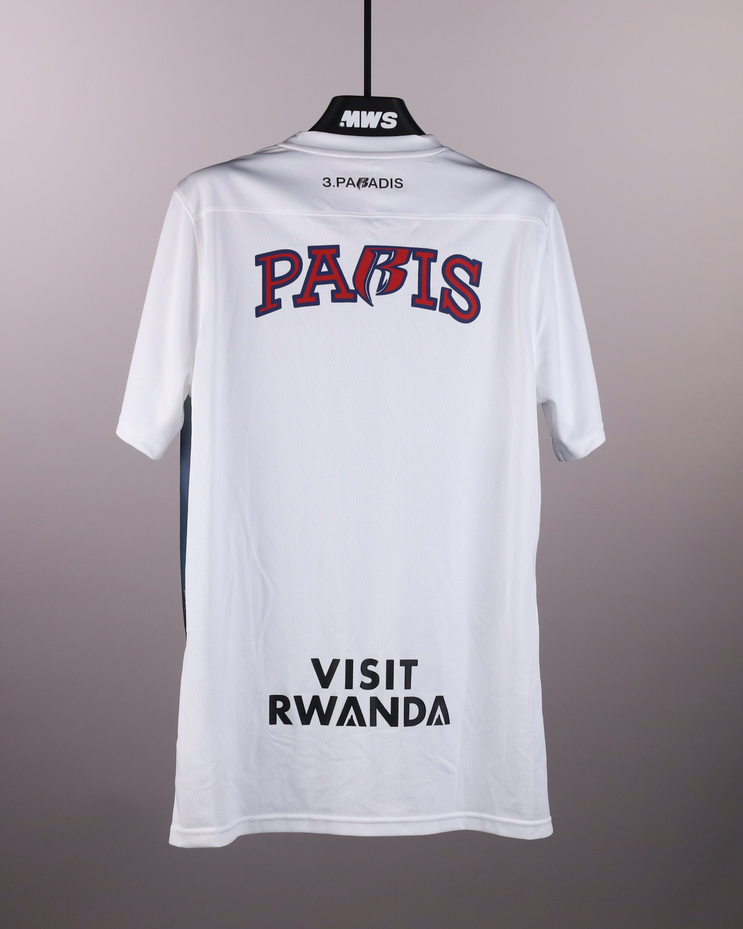 Gonçalo Ramos Paris Saint-Germain shirt