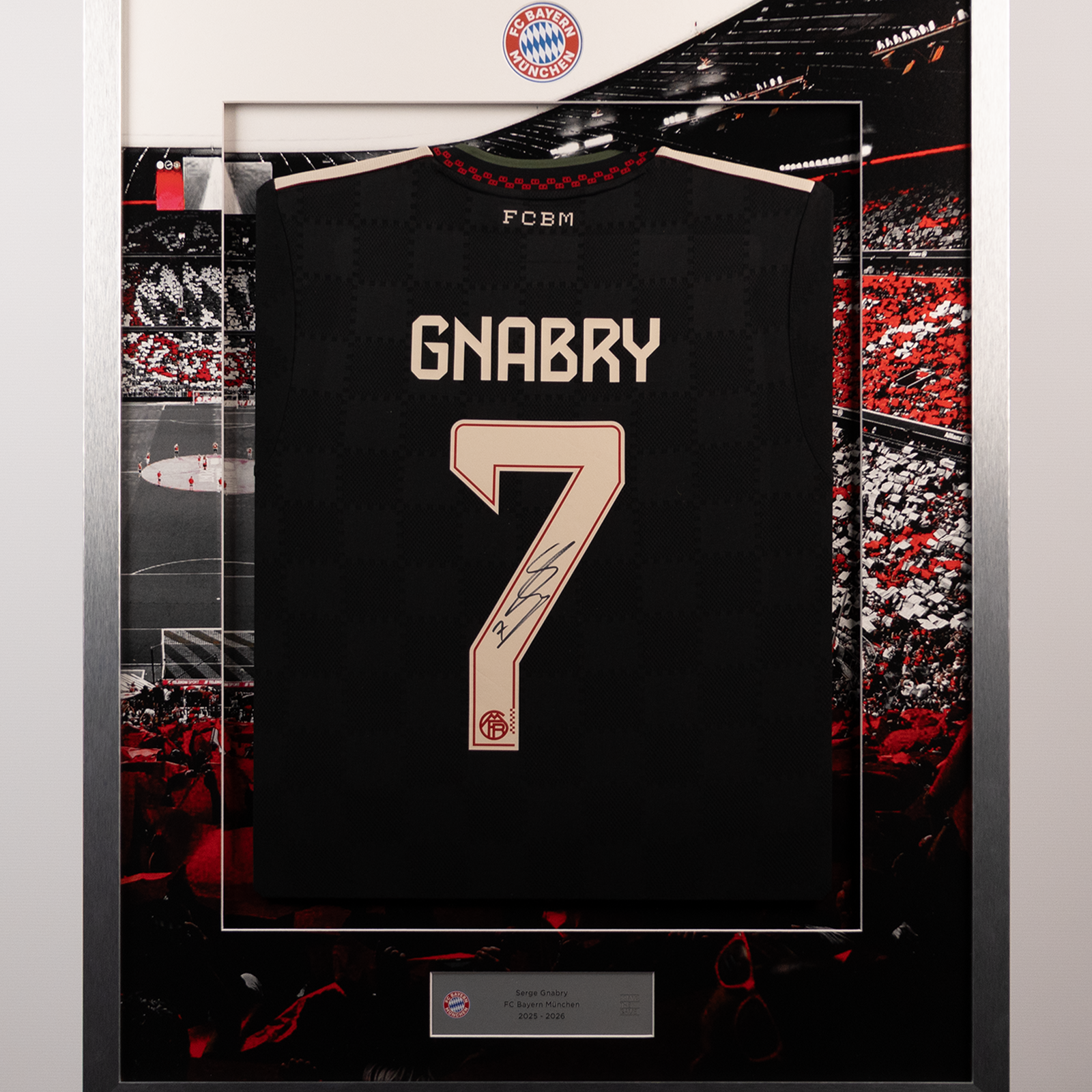 Limited Edition Serge Gnabry Shirt | FC Bayern München