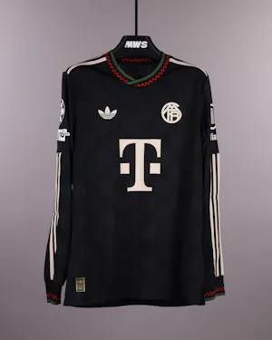 FC Bayern München-Trikot von Michael Olise