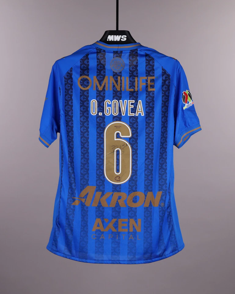 来自Chivas Guadalajara的Omar Nicolás Govea García球衣