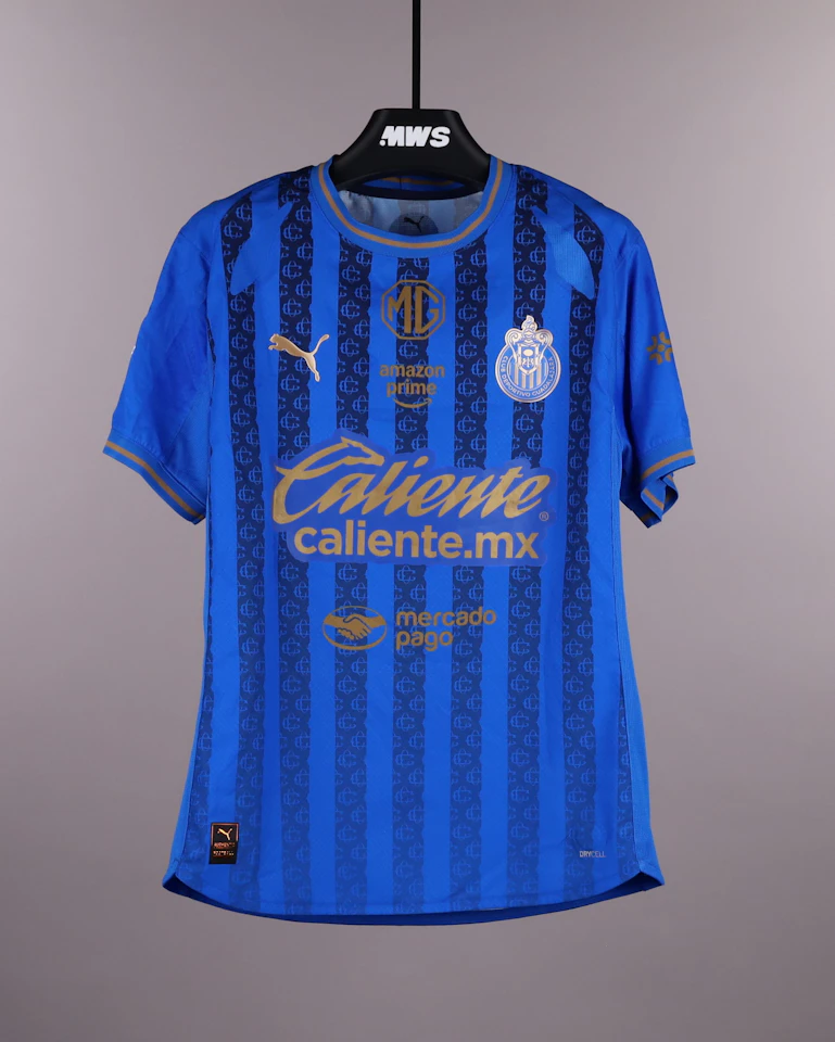 来自Chivas Guadalajara的Omar Nicolás Govea García球衣