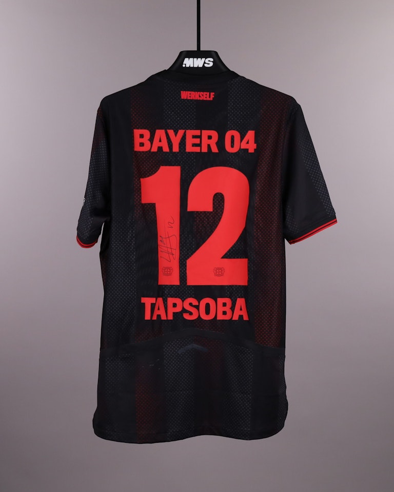 Bayer Leverkusen-Trikot von Edmond Tapsoba