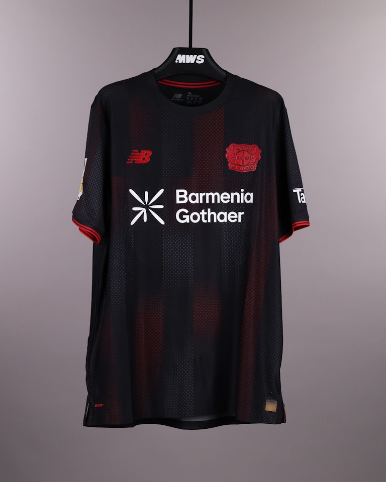 Camisola de Robert Andrich, Bayer Leverkusen