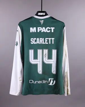 来自Hibernian的Dane Scarlett球衣