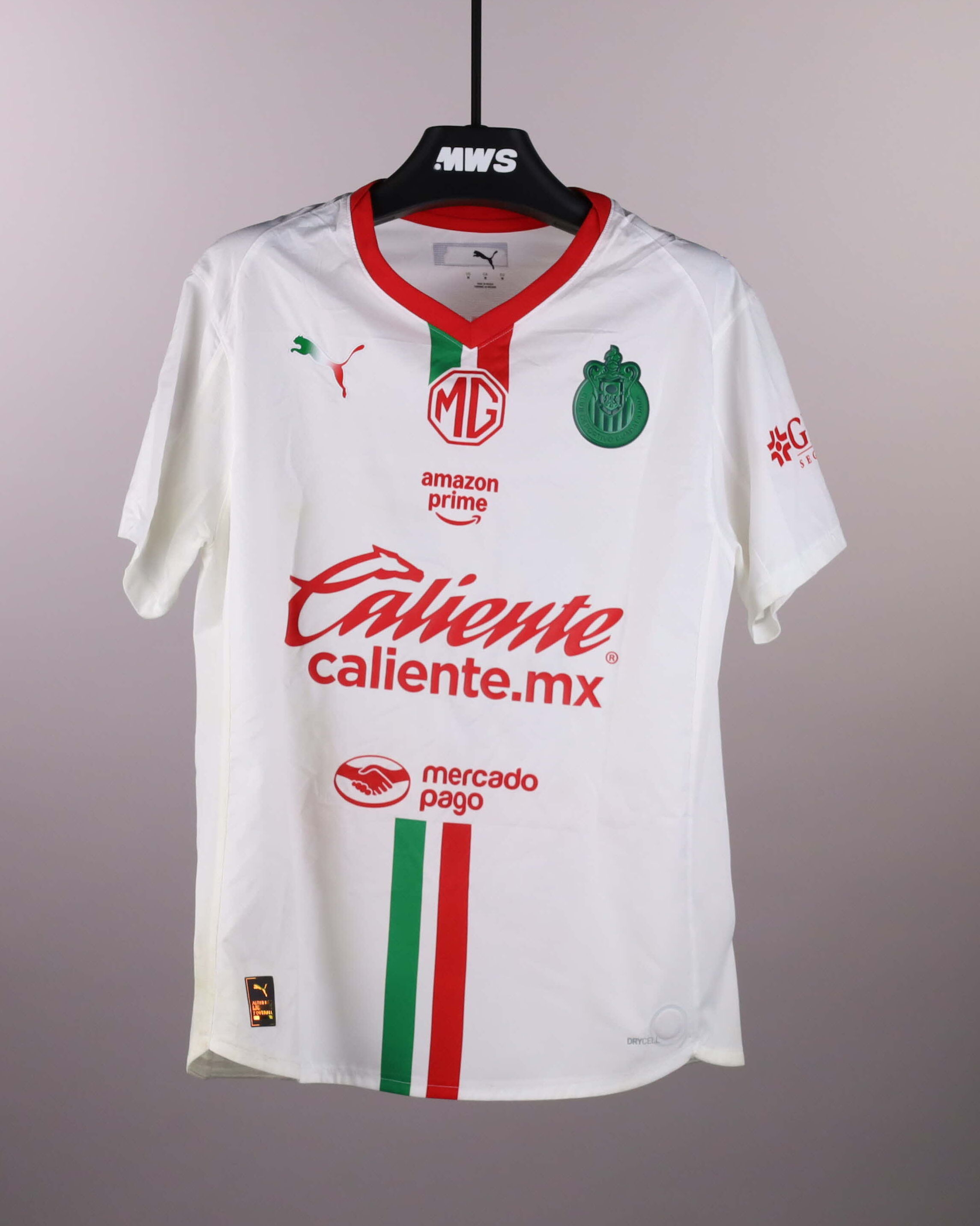 Richard Ledezma Chivas Guadalajara shirt