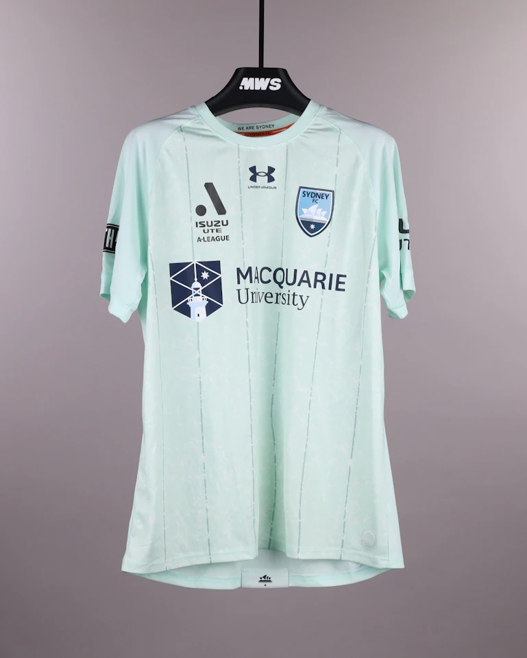来自Sydney FC的Marcel Tisserand球衣