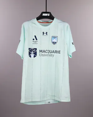 来自Sydney FC的Rhyan Grant球衣