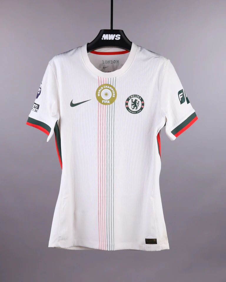 来自Chelsea的Andrey Santos球衣