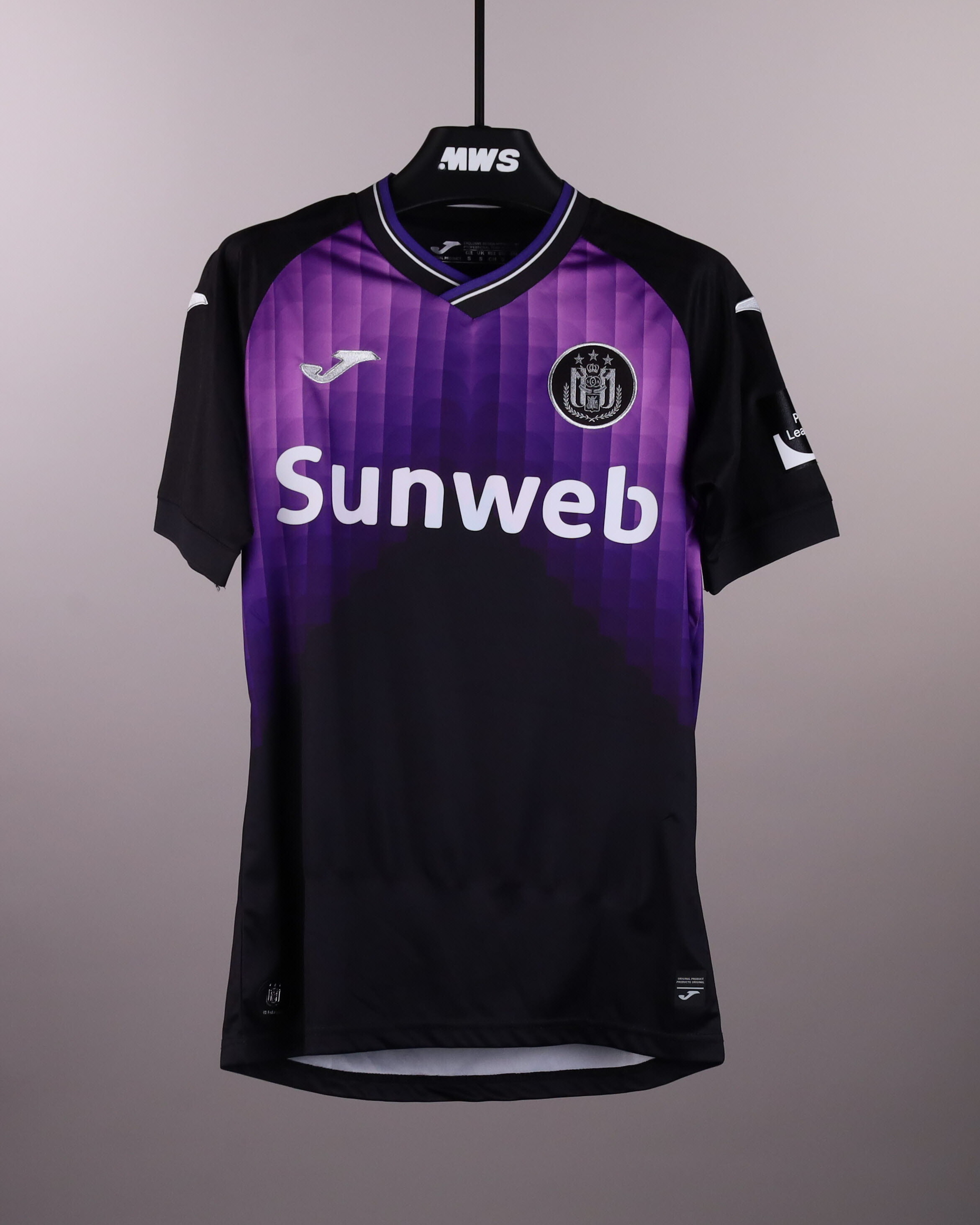 Yari Verschaeren RSC Anderlecht shirt