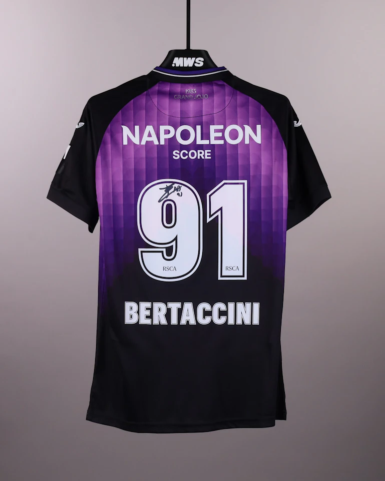 来自RSC Anderlecht的Adriano Bertaccini球衣