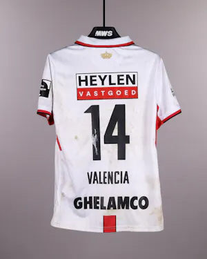 A. Valencia Bajaña Royal Antwerp FC shirt