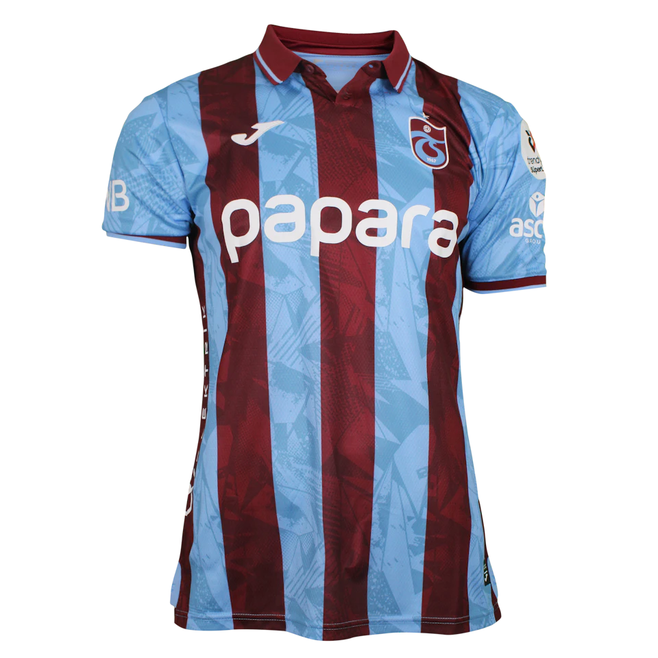 来自Trabzonspor的Anthony Nuatuzor Nwakaeme球衣