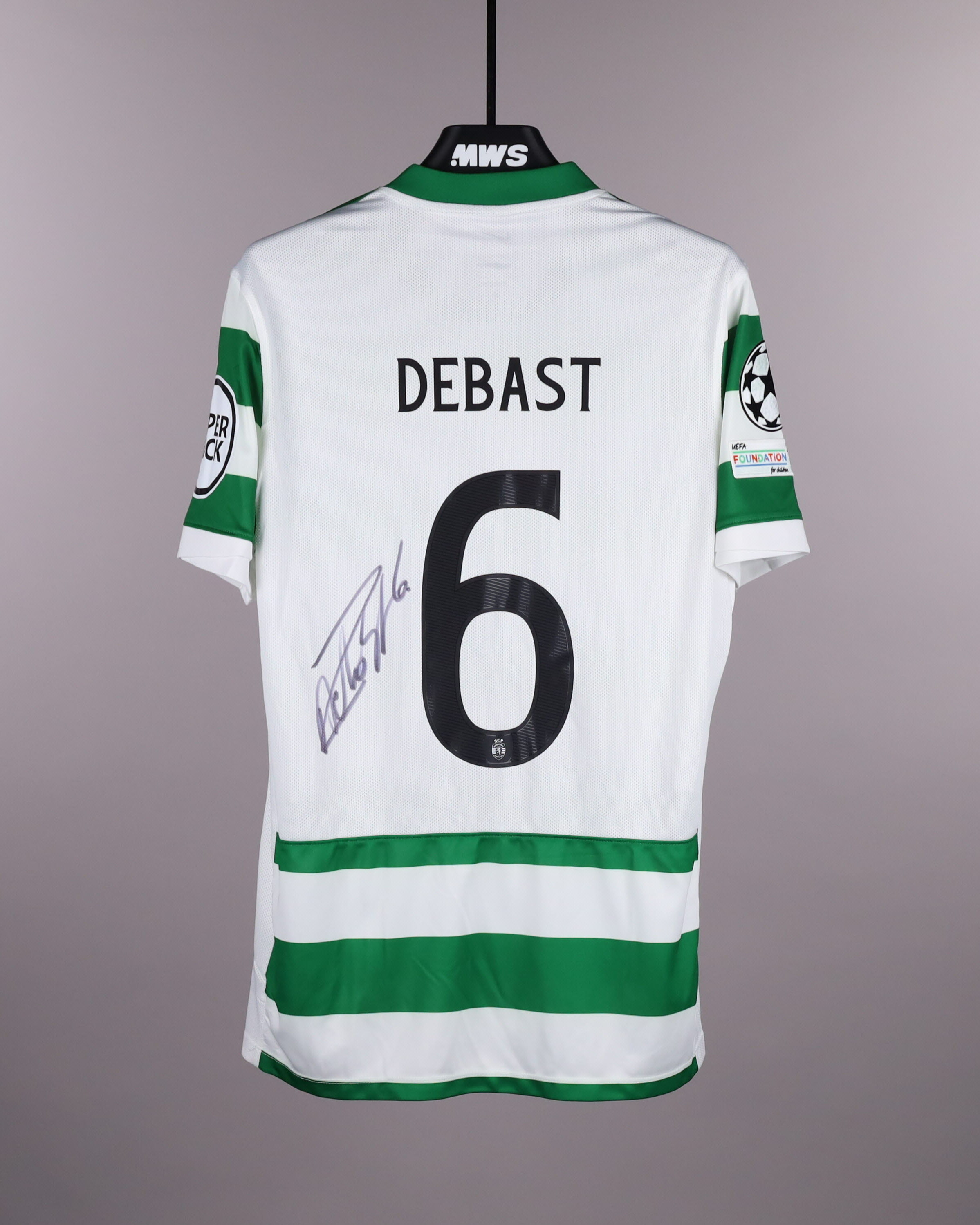 Zeno Debast Sporting CP shirt