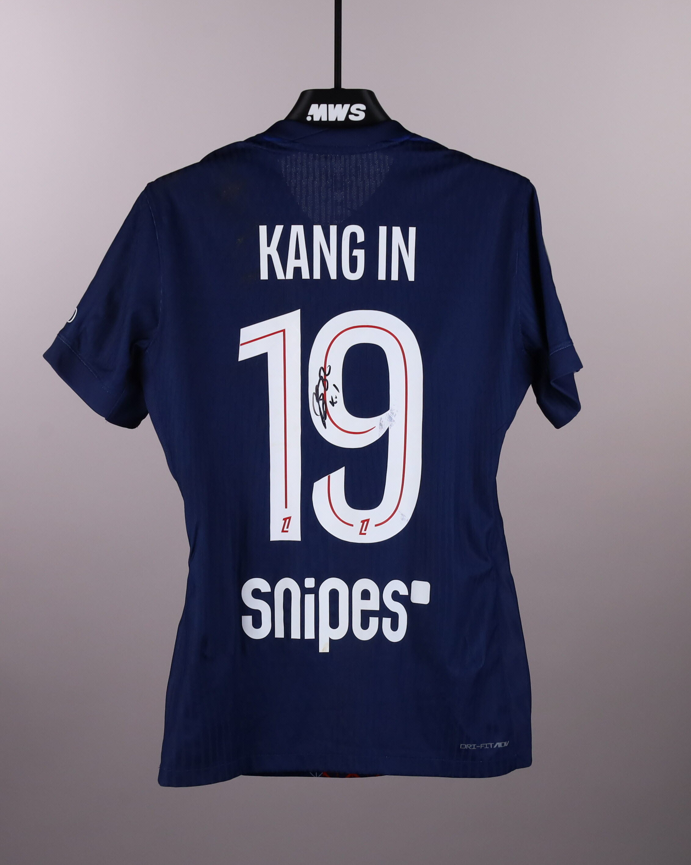 Kang-In Lee 이강인 Paris Saint-Germain shirt