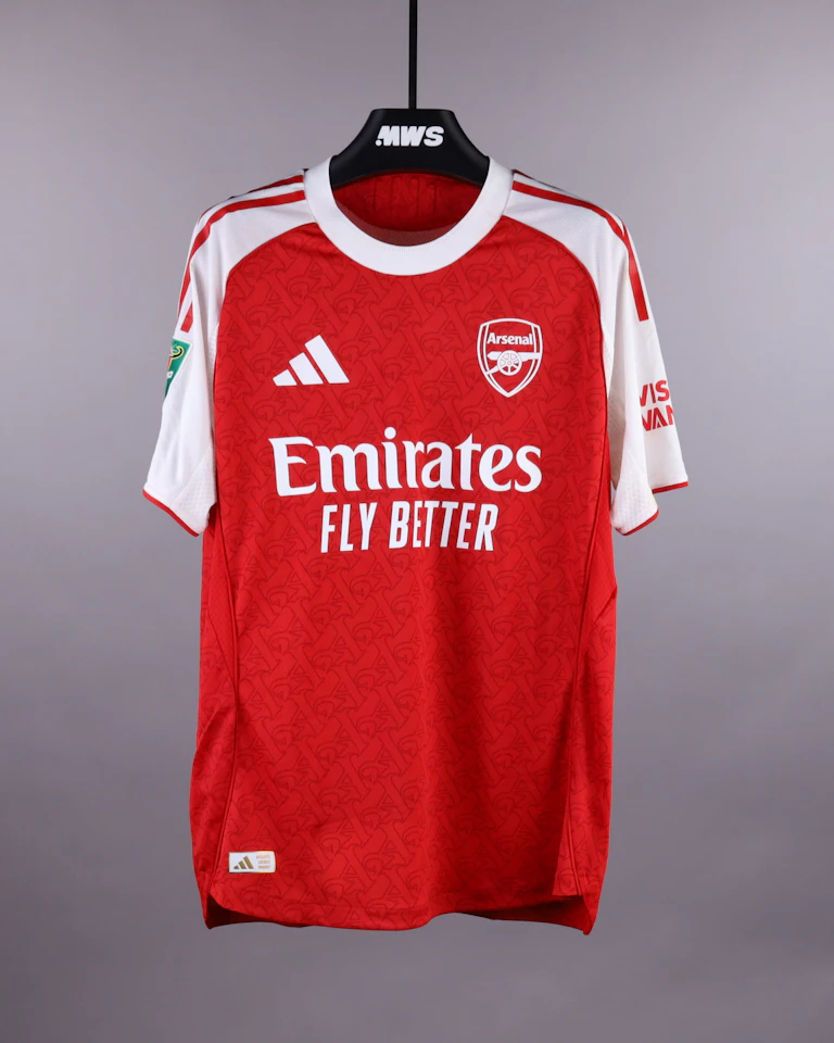 Viktor Gyökeres Arsenal shirt
