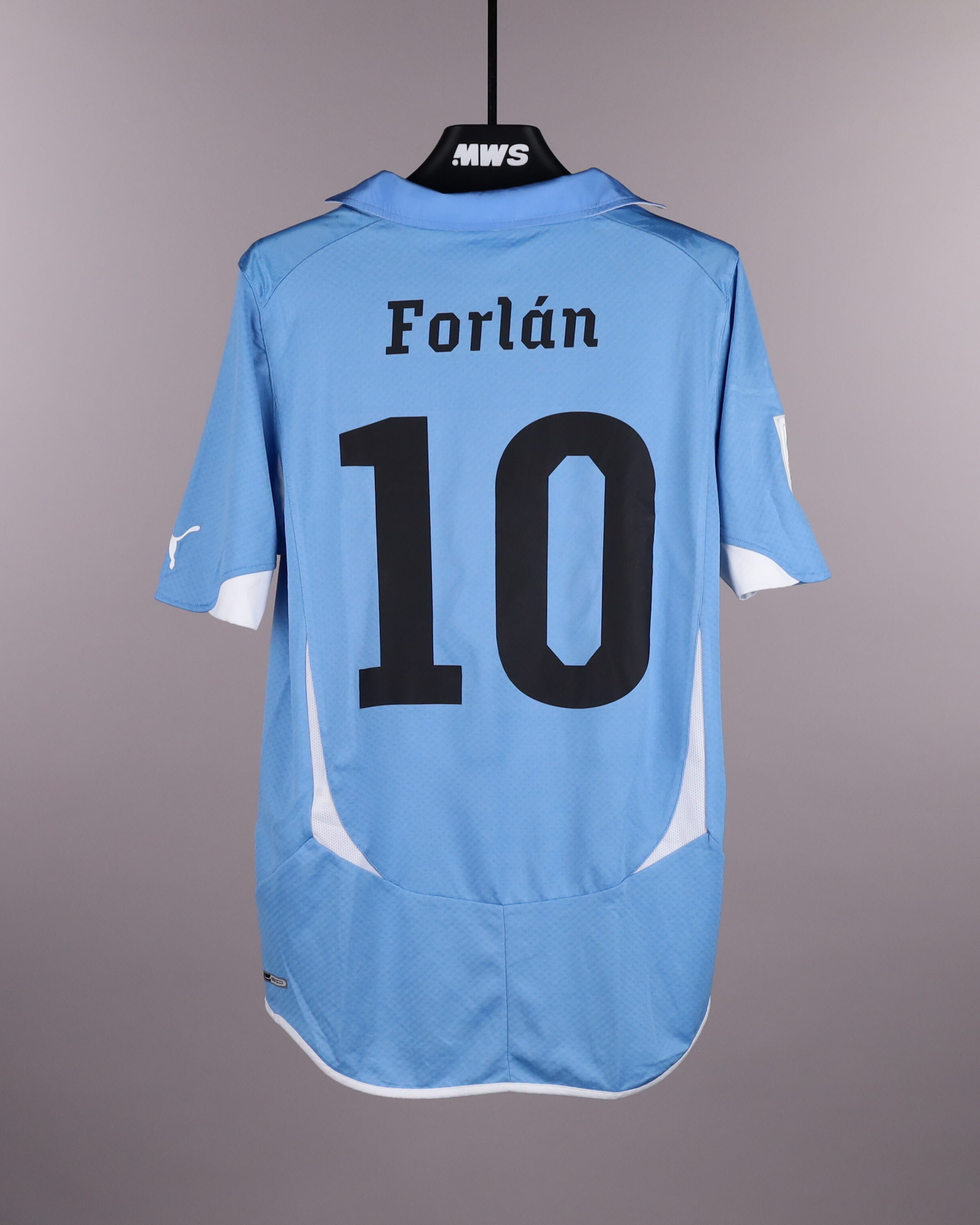 Diego Forlán | Uruguay | MatchWornShirt