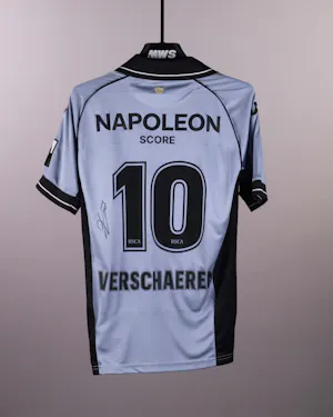 来自RSC Anderlecht的Yari Verschaeren球衣