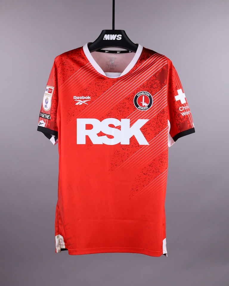 Amari'i Bell Charlton Athletic shirt