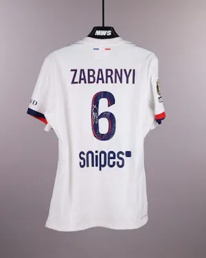 来自Paris Saint-Germain的Illia Zabarnyi球衣