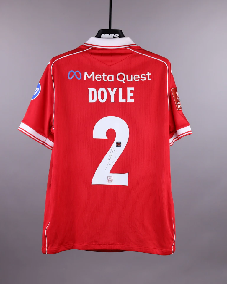 Wrexham A.F.C. 팀의 Callum Doyle 셔츠