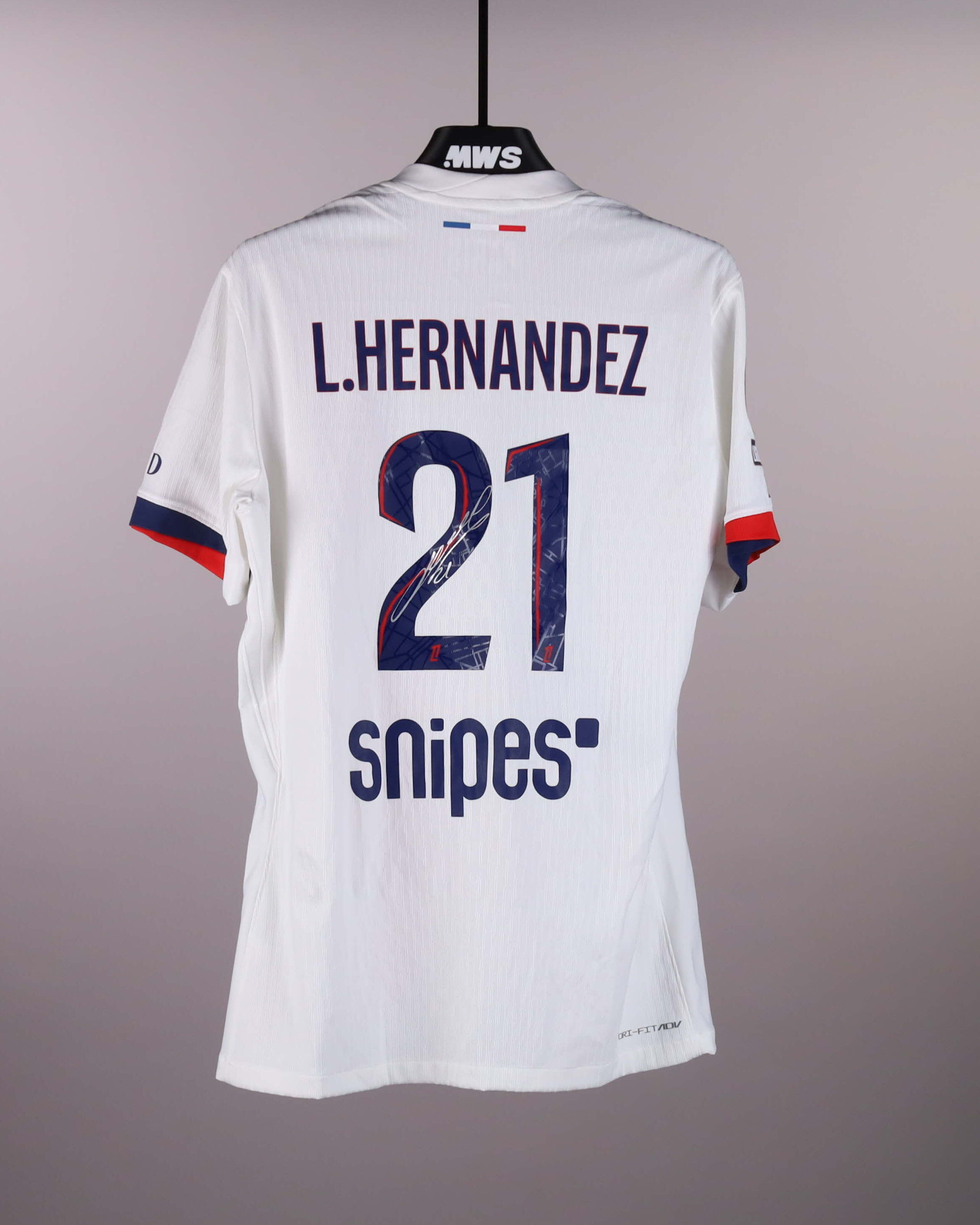 Lucas Hernández Paris Saint-Germain shirt