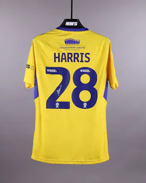 来自Wycombe Wanderers的Luke Harris球衣