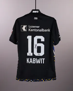 来自FC Luzern的Oscar Kabwit tshikomb球衣
