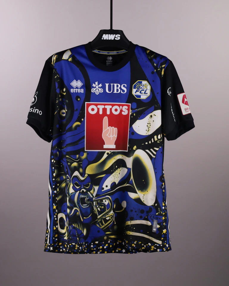来自FC Luzern的Oscar Kabwit tshikomb球衣