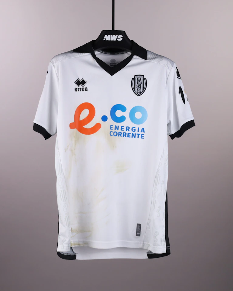 来自Cesena FC的Vittorio Magni球衣