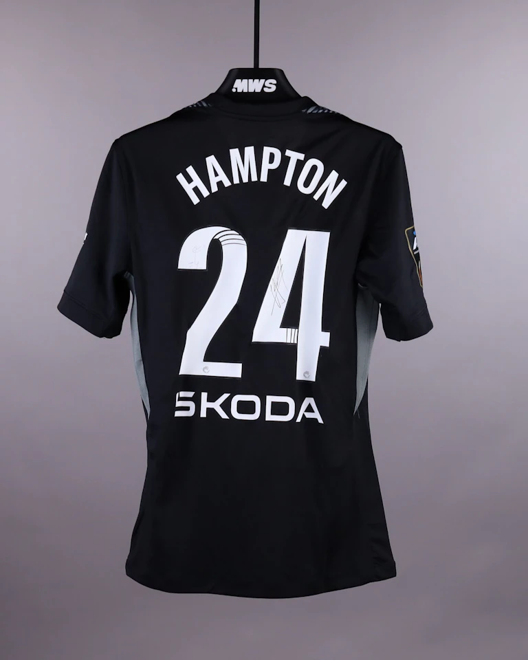 来自Chelsea Women的Hannah Hampton球衣