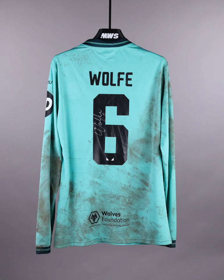 David Møller Wolfe | Grimsby Town - Wolverhampton Wanderers ...