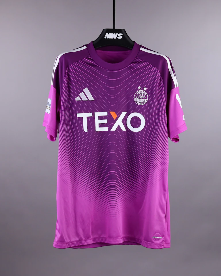 来自Aberdeen的Per Kristian Worre Bråtveit球衣