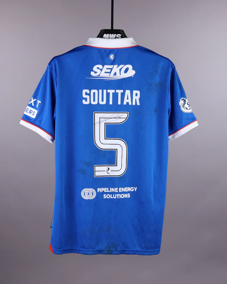 来自Rangers的John Souttar球衣