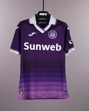 Nathan-Dylan Saliba RSC Anderlecht jersey