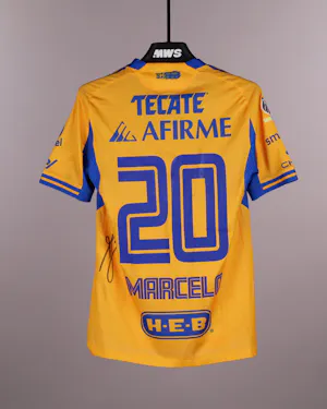 来自Tigres UANL的Marcelo Flores球衣