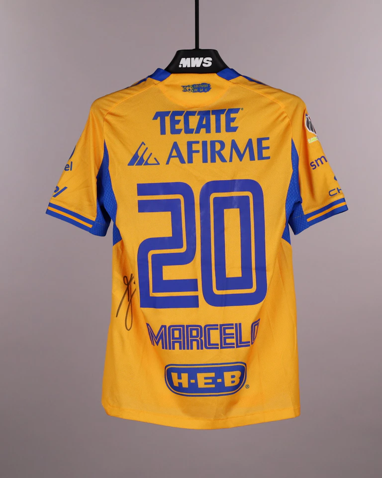 来自Tigres UANL的Marcelo Flores球衣