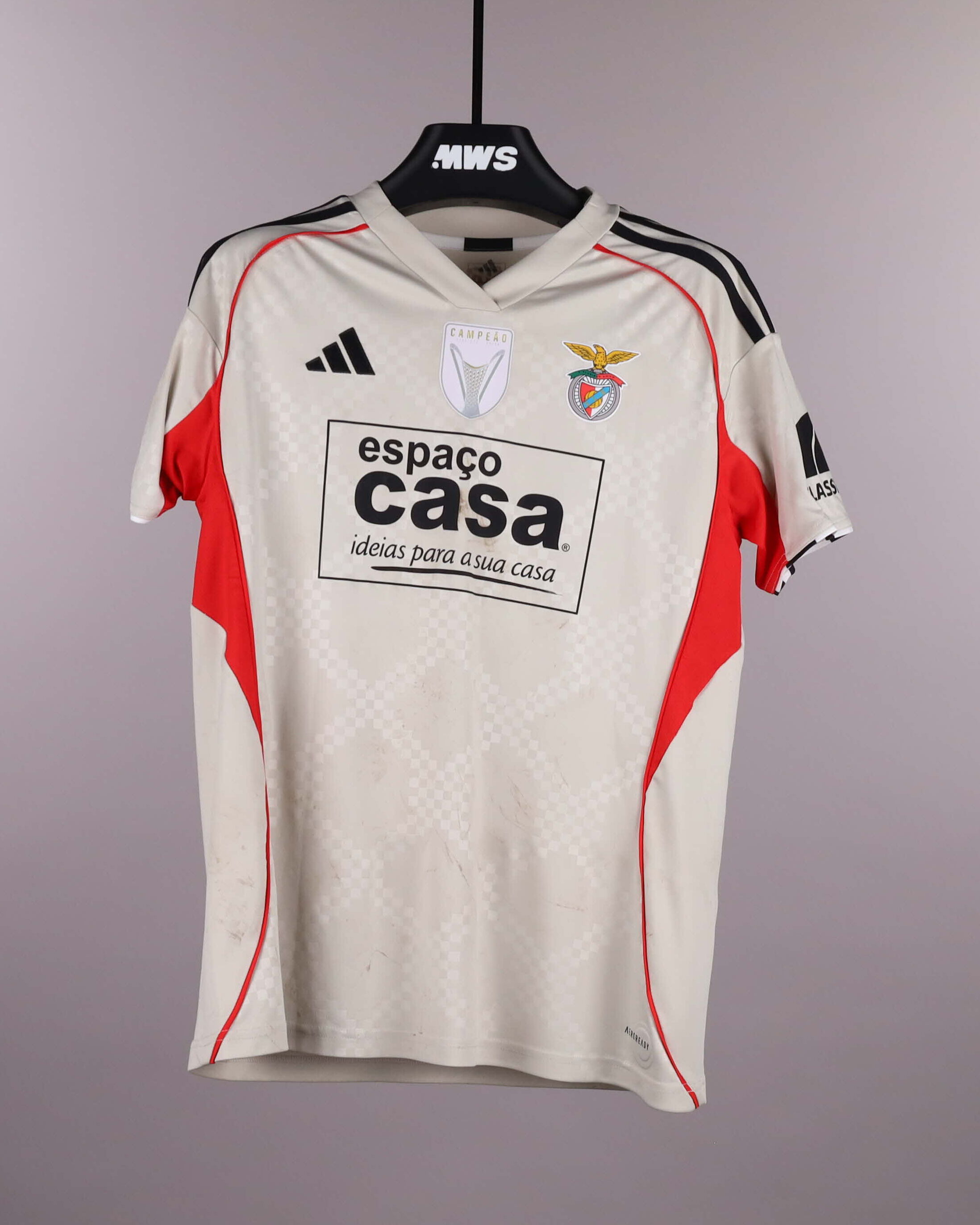 Official SL Benfica W Soccer Game-Worn Jerseys Auctions