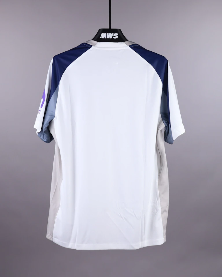 Squad Signed Shirt - 1