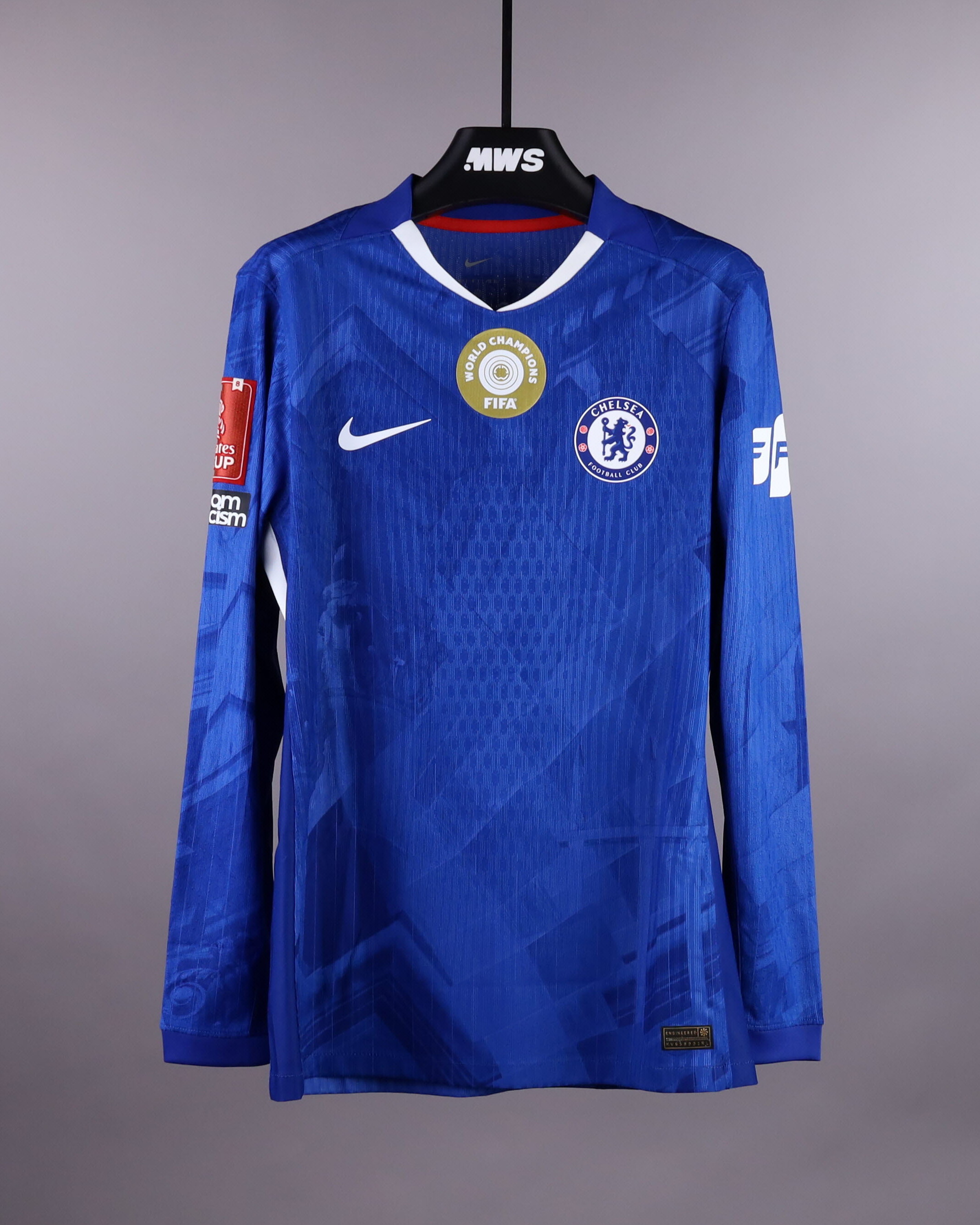 Enzo Fernández Chelsea jersey