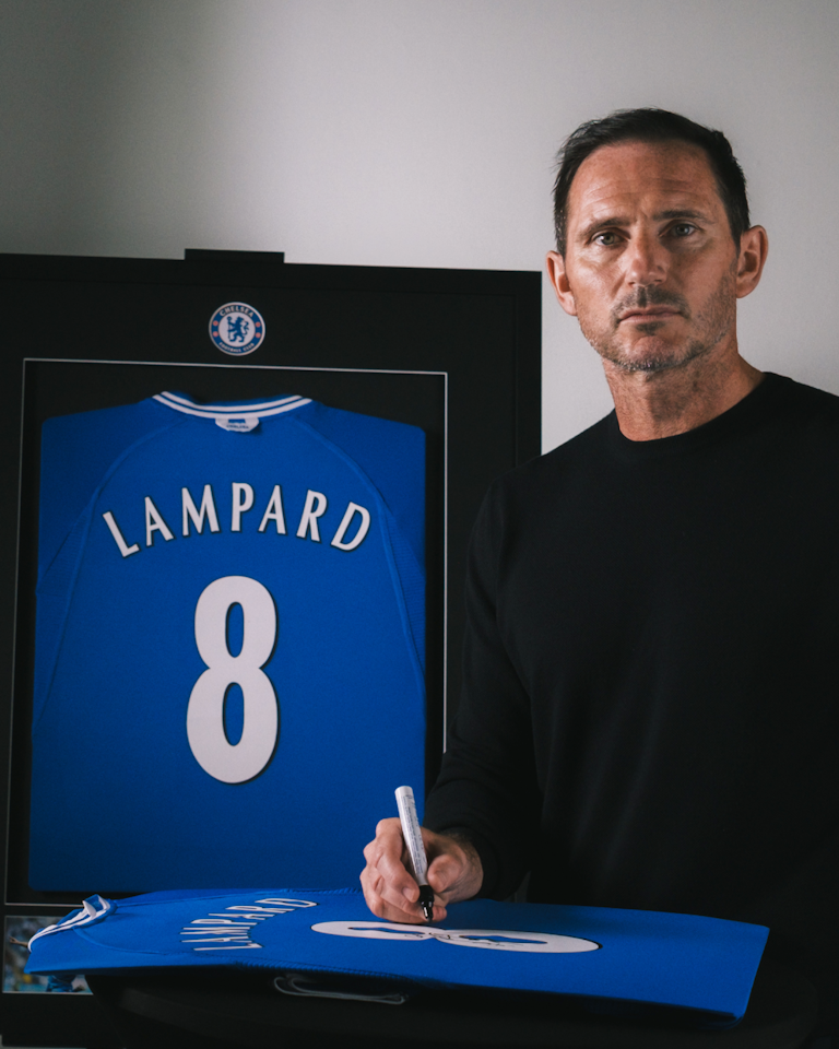 Limited Edition Framed Frank Lampard Shirt - 10