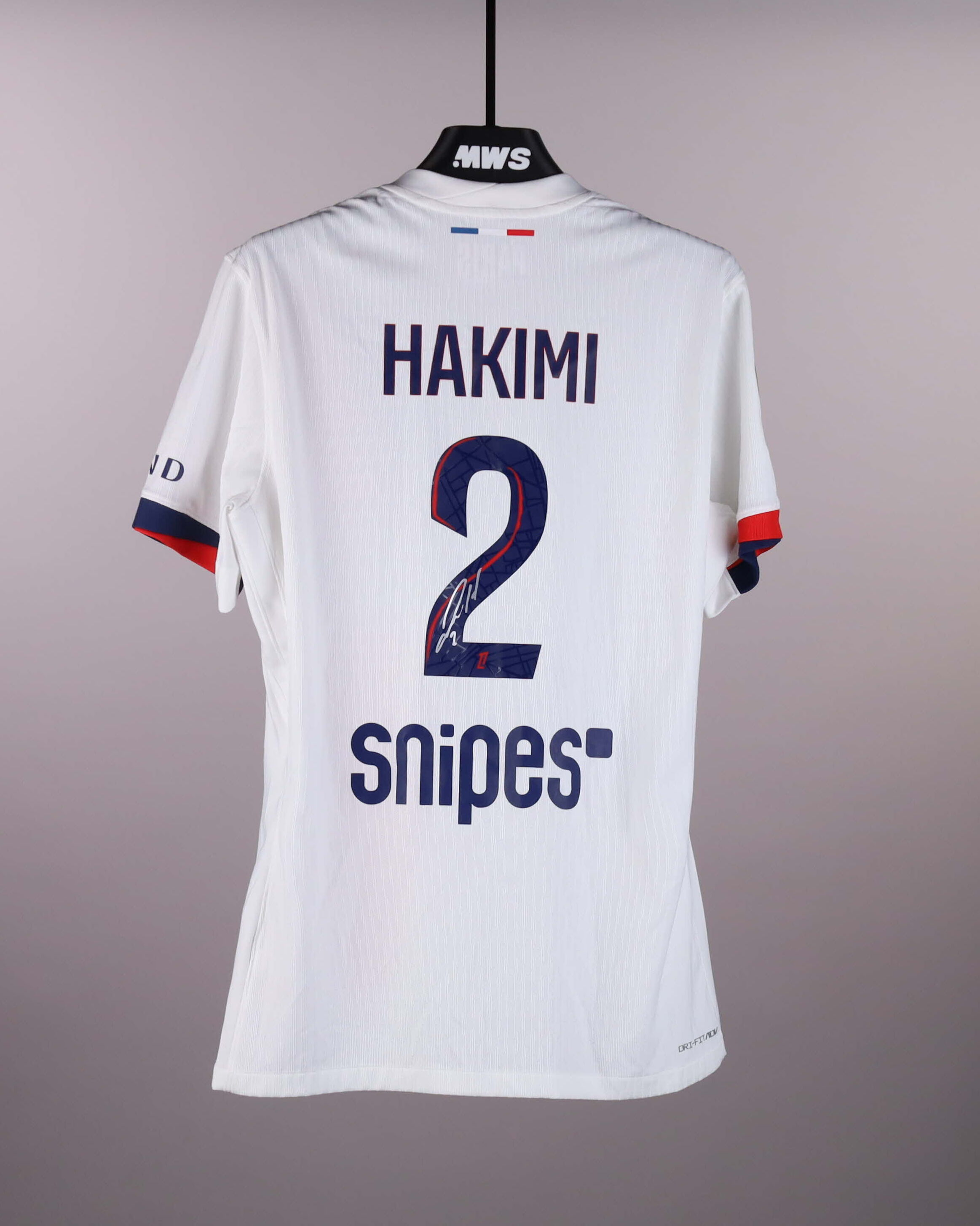 Achraf Hakimi Paris Saint-Germain shirt