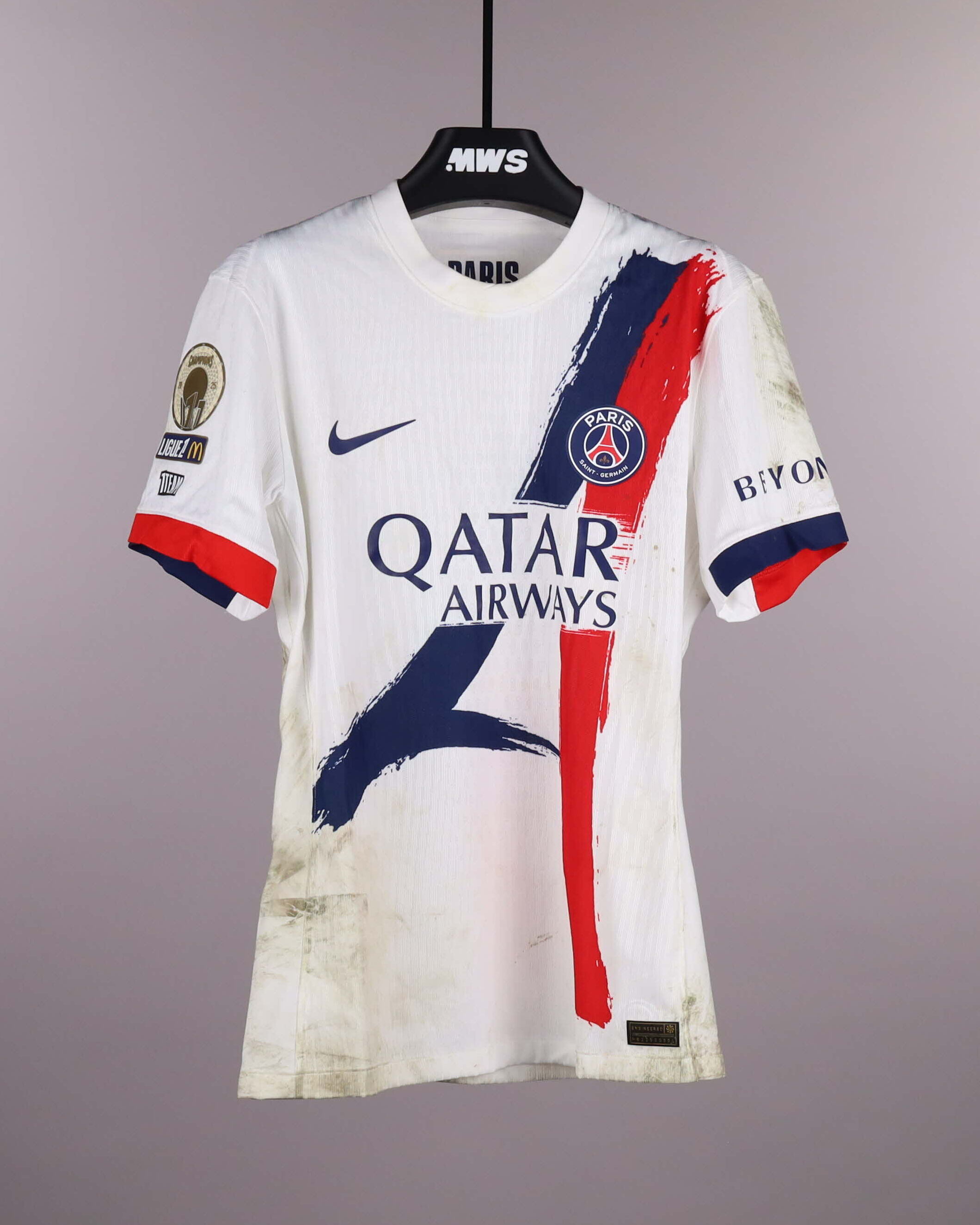 Kang-In Lee 이강인 Paris Saint-Germain shirt