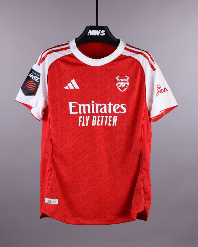 来自Arsenal WFC的Alessia Russo球衣